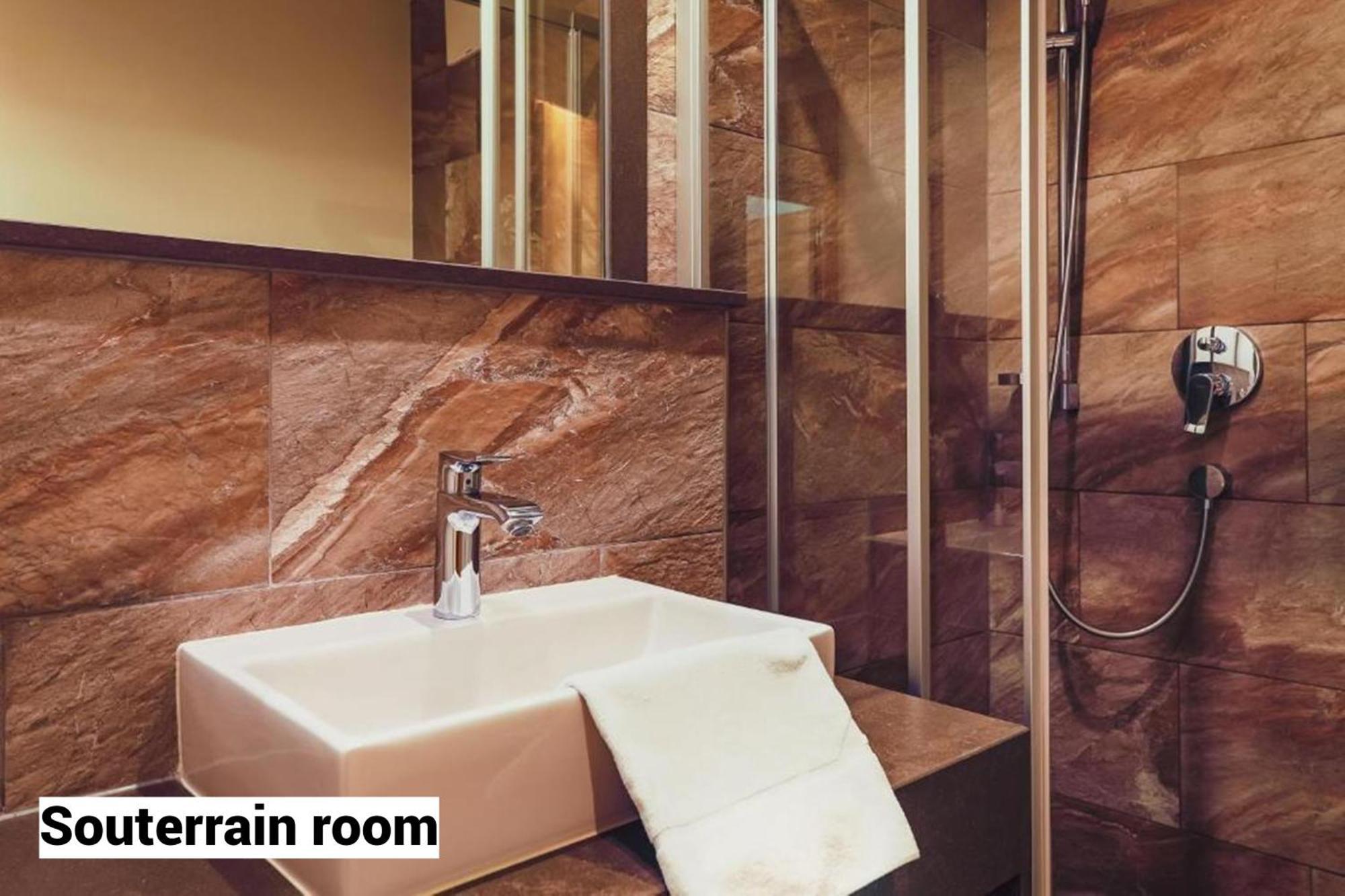 Hotel apartamentowy The House Zell Am 4*