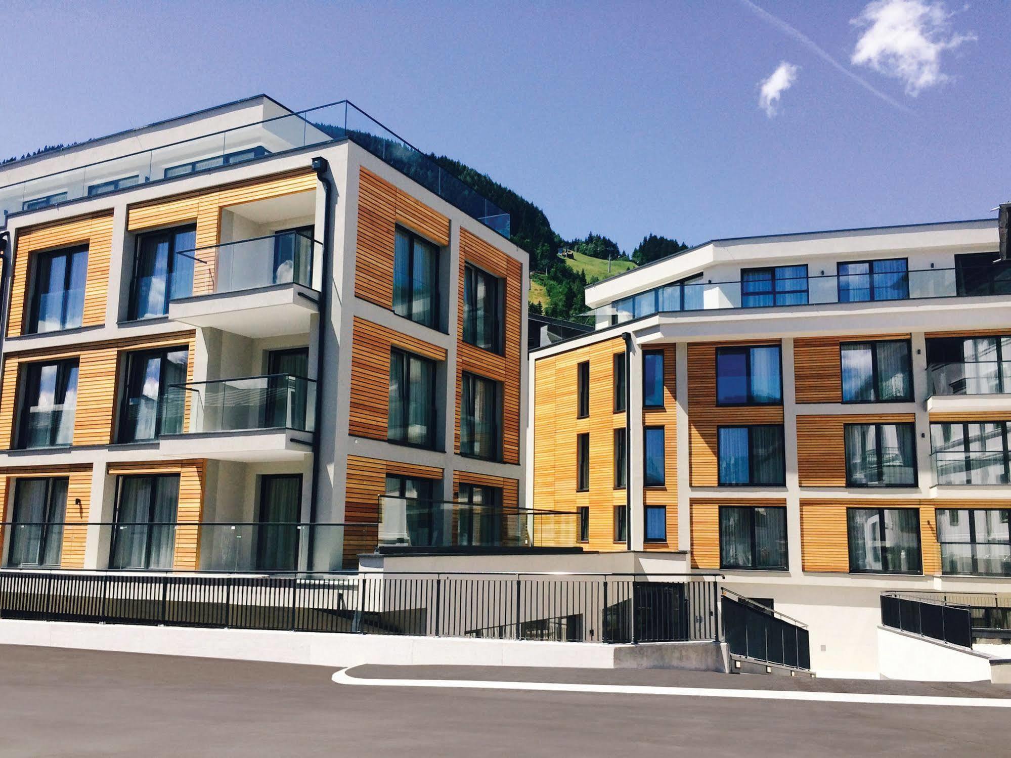 The House Zell Am Hotel apartamentowy 4*